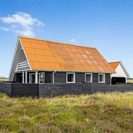 Teda - 2km From The Sea By Interhome