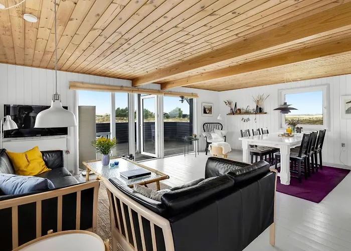 Teda - 2km From The Sea By Interhome